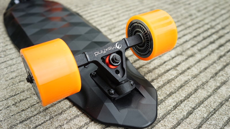 Review: Maxfind Max 2 Electric Skateboard \u2013 Wheelive Review: Maxfind Max 2 Electric Skateboard \u2013 Wheelive