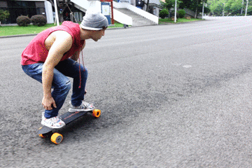 Review: Maxfind Max 2 Electric Skateboard \u2013 Wheelive Review: Maxfind Max 2 Electric Skateboard \u2013 Wheelive