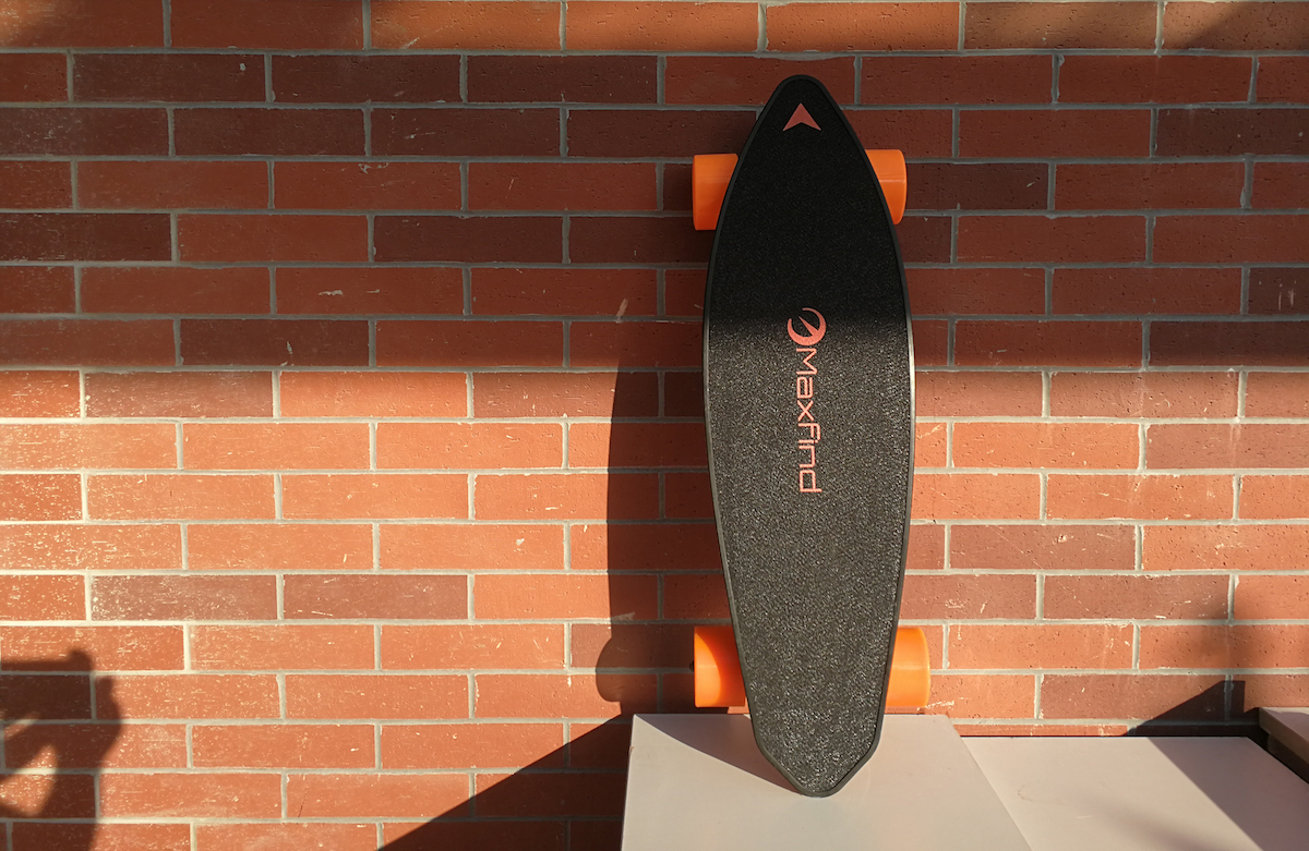 Review: Maxfind Max 2 Electric Skateboard \u2013 Wheelive Review: Maxfind Max 2 Electric Skateboard \u2013 Wheelive