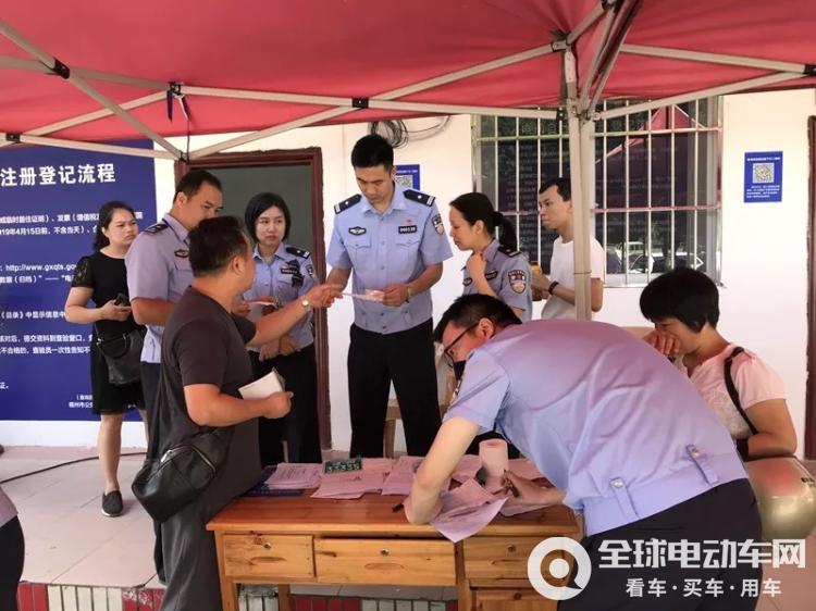 国内行业资讯 | 新购电动车电池充电时爆炸 厂家:无法证实是我们生产-唯轮网
