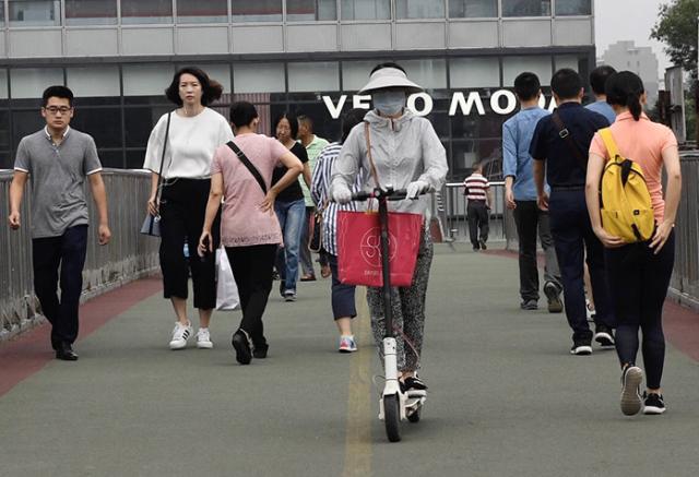 国内行业资讯 | 两儿童骑电动车横穿马路双双被撞伤;北京电动自行车平均每天违法超过2900起-唯轮网