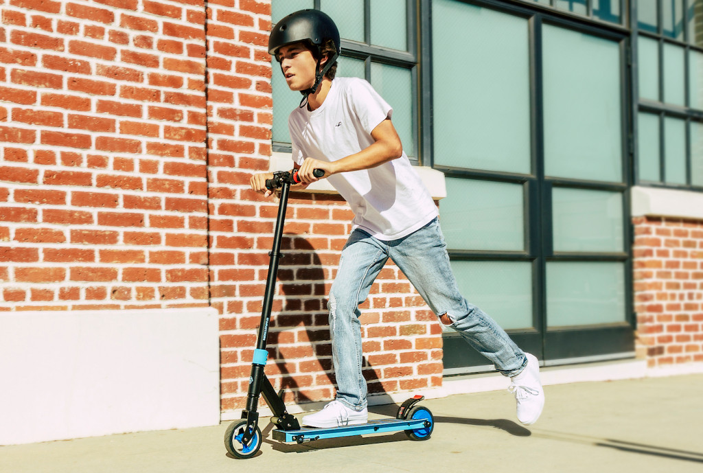 Swagtron推出两款价格实惠的电动滑板车,最低只要199美元!-唯轮网